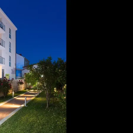아파트 Ankora - Two Bedroom With Terrace *